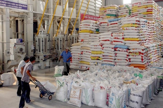 Các điều kiện kinh doanh, xuất khẩu gạo chính thức được bãi bỏ tạo thuận lợi cho doanh nghiệp.