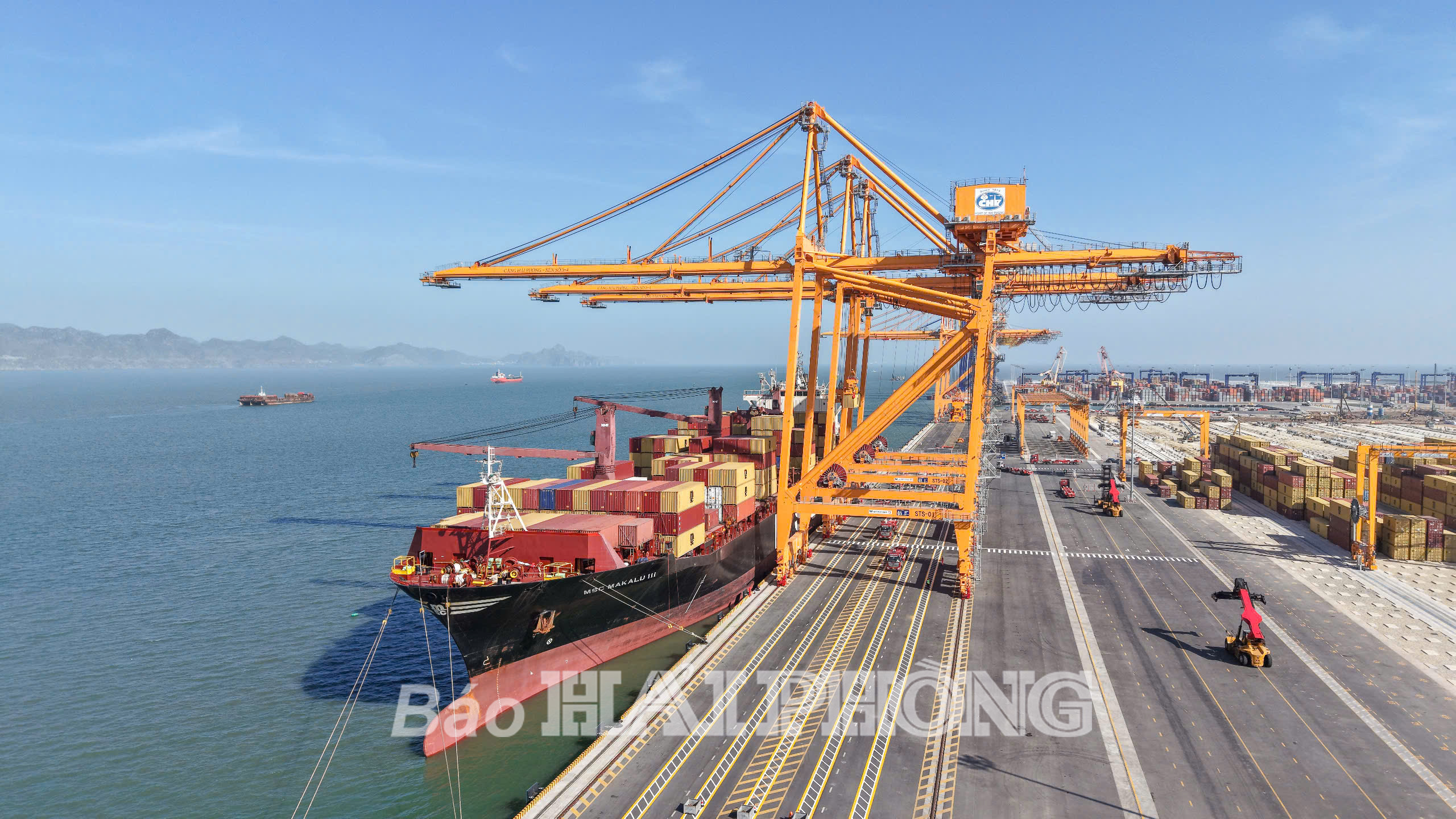 (Tiếng Việt) Tăng giá dịch vụ bốc dỡ container tại cảng nước sâu từ 1/2 ...